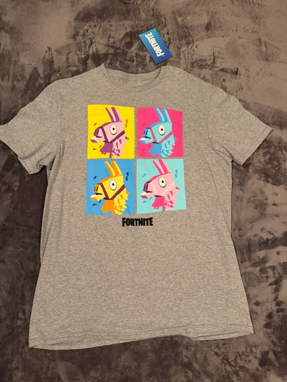 Fortnite Men’s Short Sleeve Gray Llama Graphic Tee